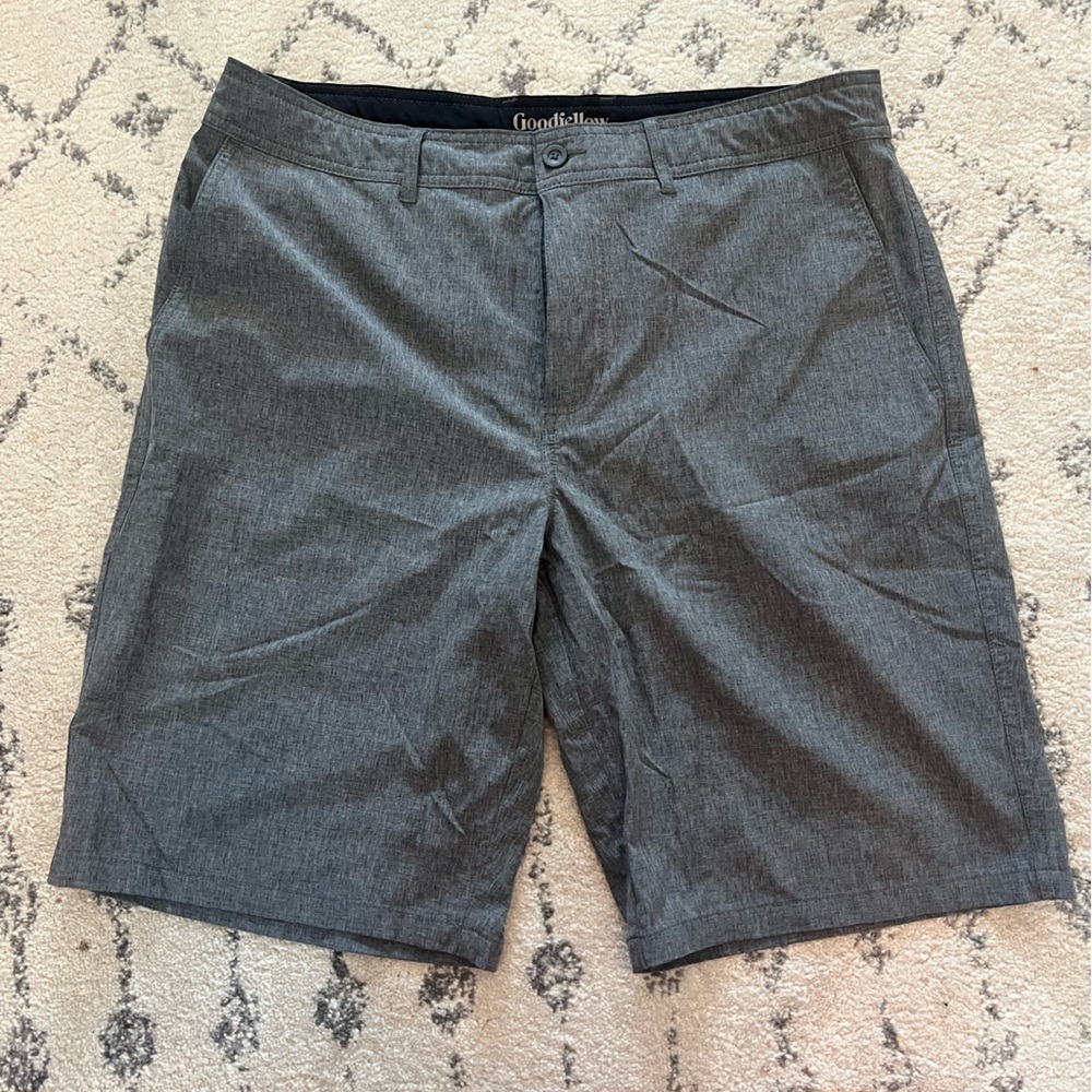 Goodfellow & Co Gray Men’s Classic Shorts